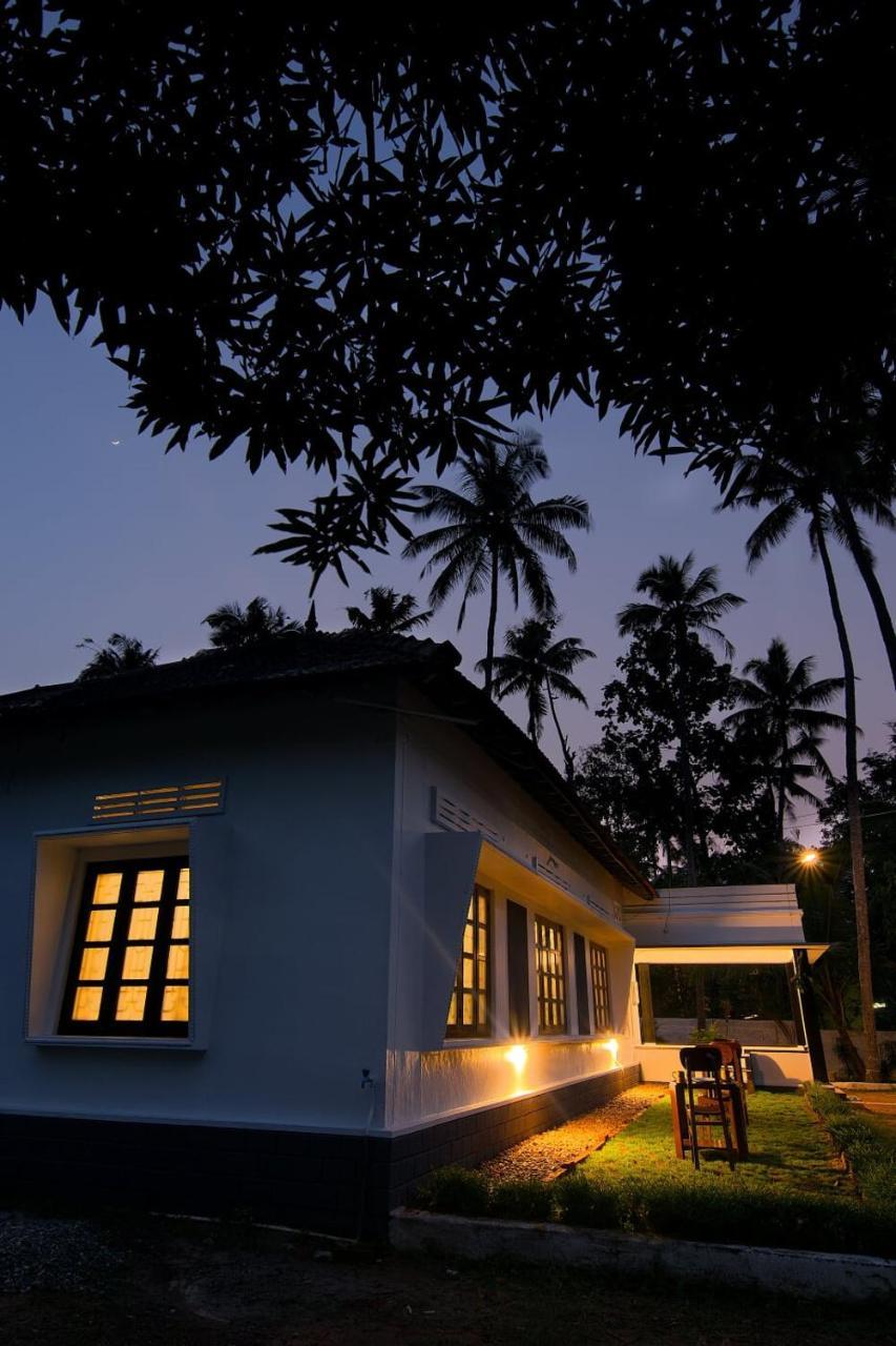 Piggy Hostel Varkala Exterior photo
