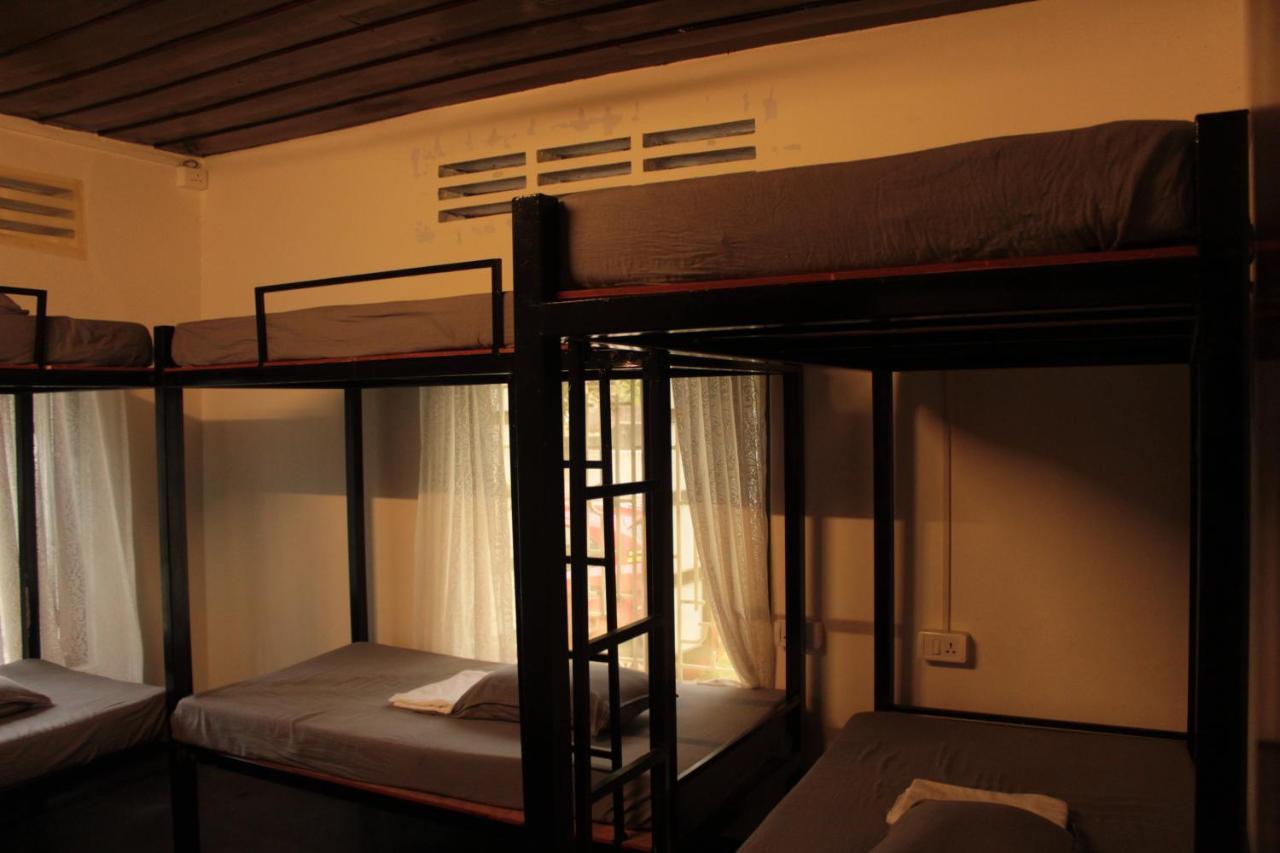 Piggy Hostel Varkala Exterior photo